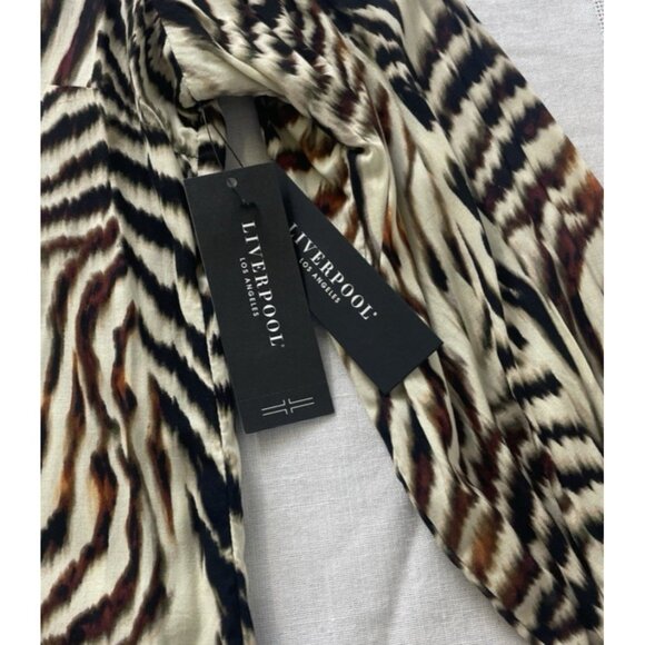 Liverpool Los Angeles Blouse Button Up Allover Patchwork Animal Print Size M NWT - Picture 13 of 16